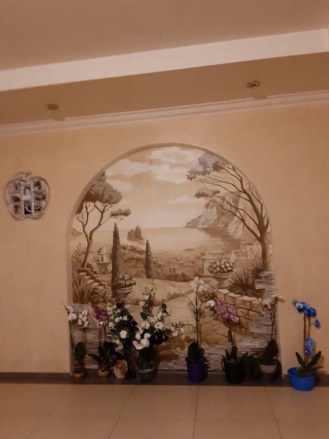 Appartement Новая Квартира à Odessa Extérieur photo