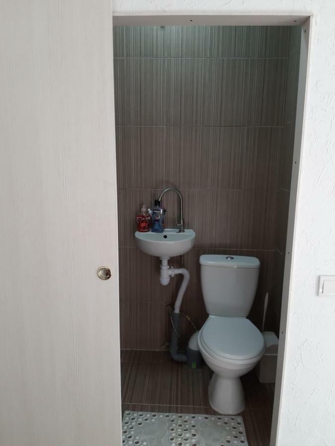 Appartement Новая Квартира à Odessa Extérieur photo