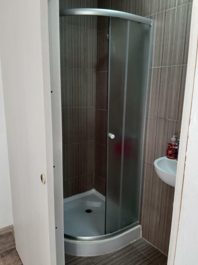 Appartement Новая Квартира à Odessa Extérieur photo